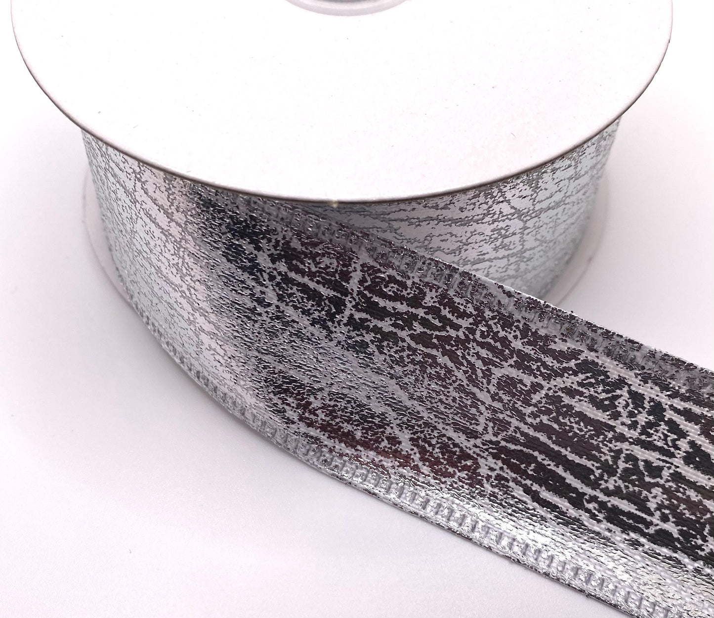 10 Yards - 1.5” Wired Silver Crackle Ribbon