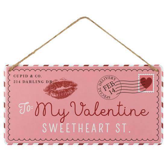 12”x6” Metal Valentine Mail Wreath Sign