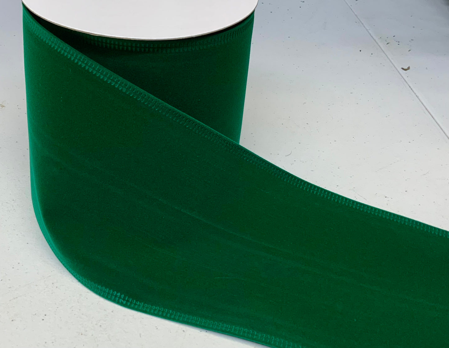 Wired Hunter Green Velvet Ribbon-4”x10 Yards