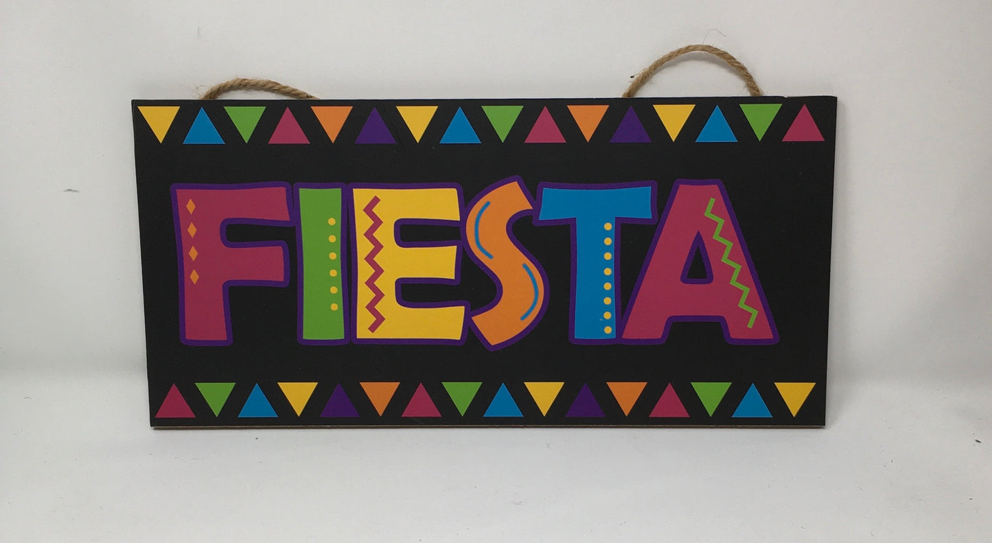 12.5”x6” Fiesta Wreath Sign