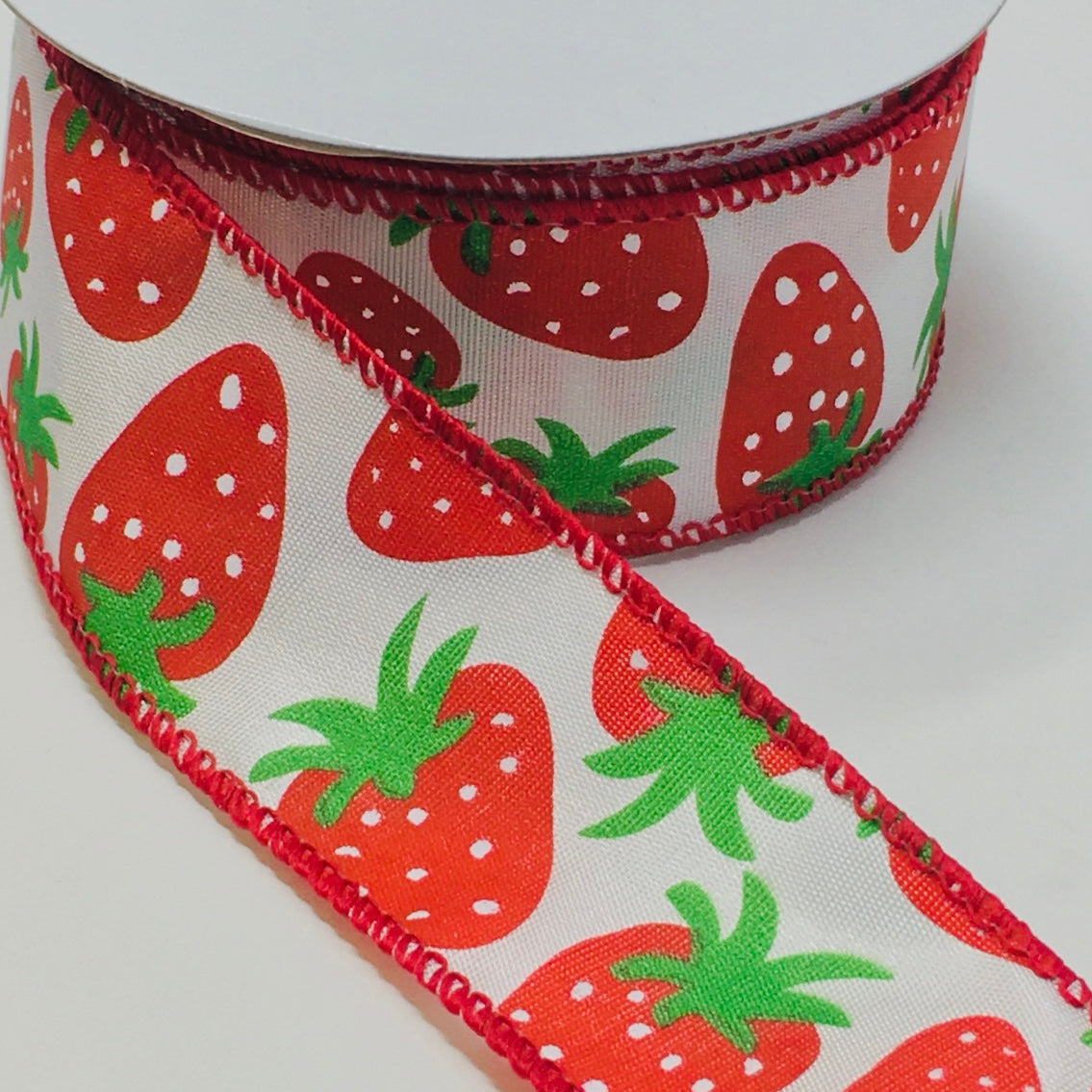 10 Yards - 1.5” Wired White Background Strawberry Ribbon