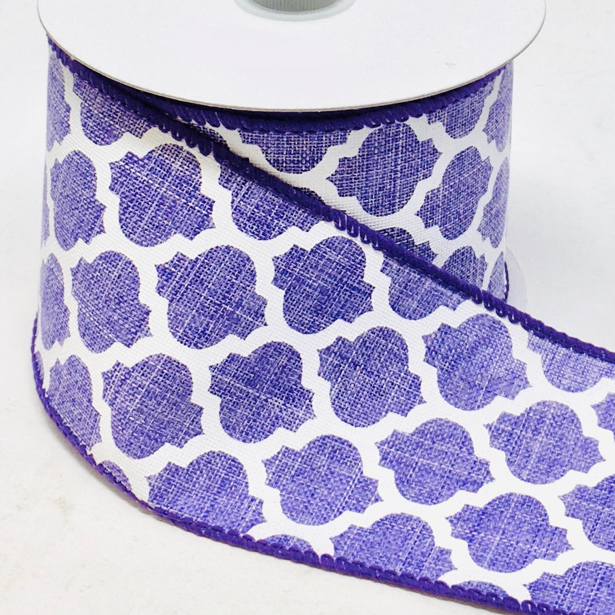 10 Yards - 2.5" Wired Lavender and White Quatrefoil Ribbon