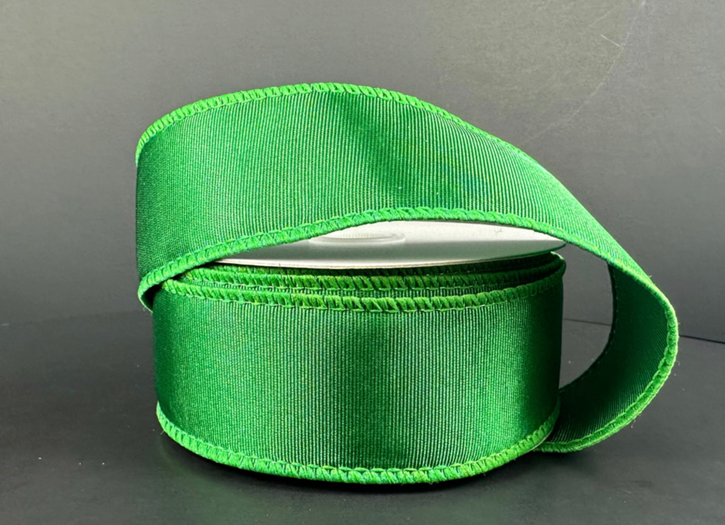 10 Yards - 1.5" Wired Emerald Green Ribbed Satin Ribbon